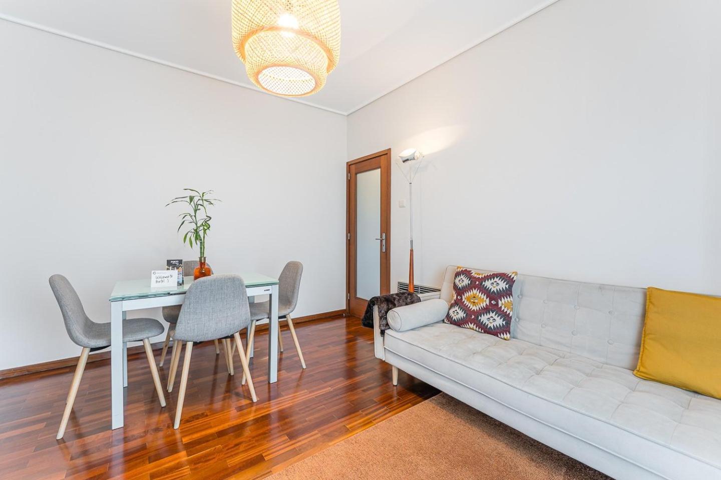 Guestready - Warwick Avenue In Lapa Apartment Porto Ngoại thất bức ảnh
